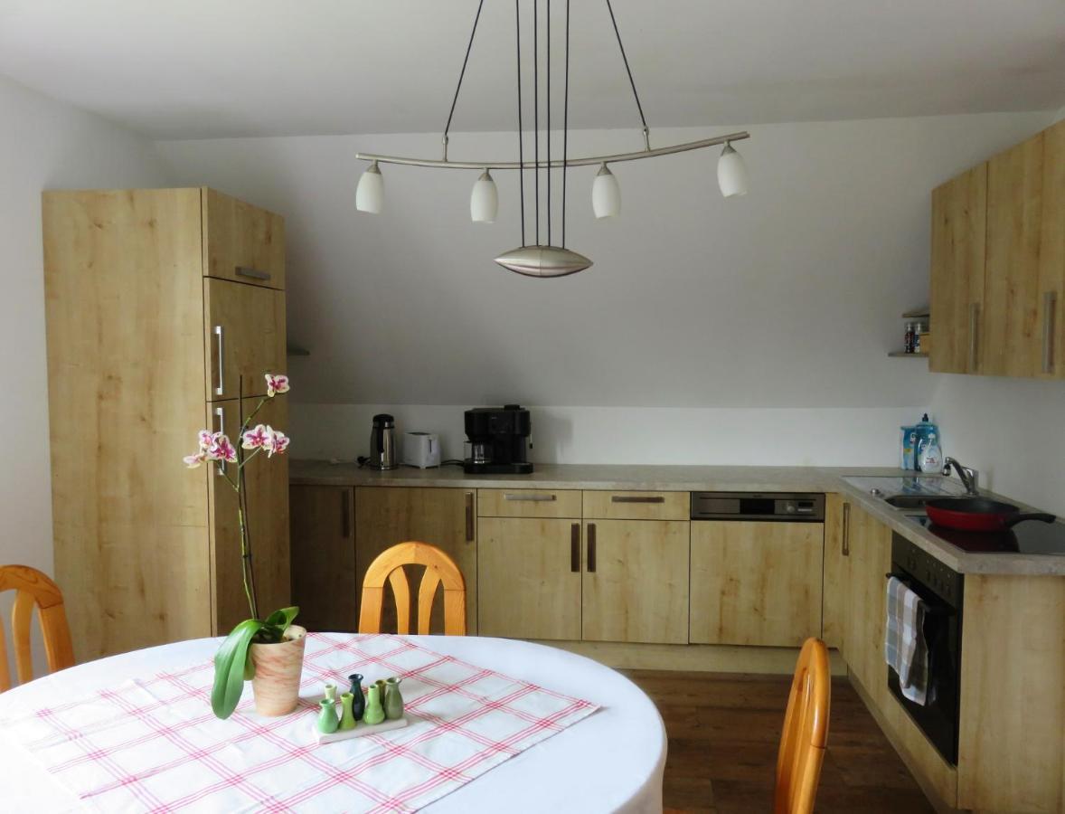 Ferienwohnung Martina Sinzing Buitenkant foto